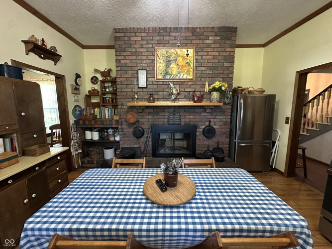 Listing Image 27