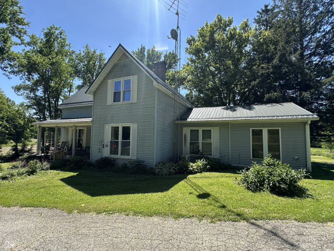 Listing Image 4