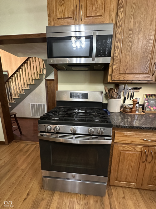 Listing Image 49