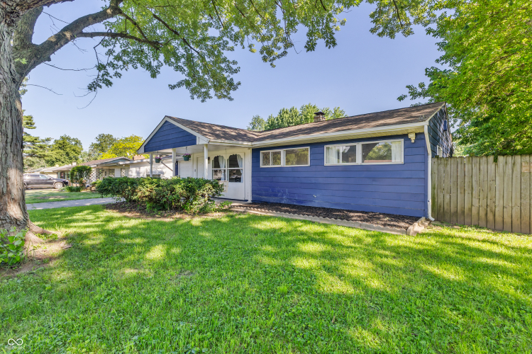 Listing Image 3