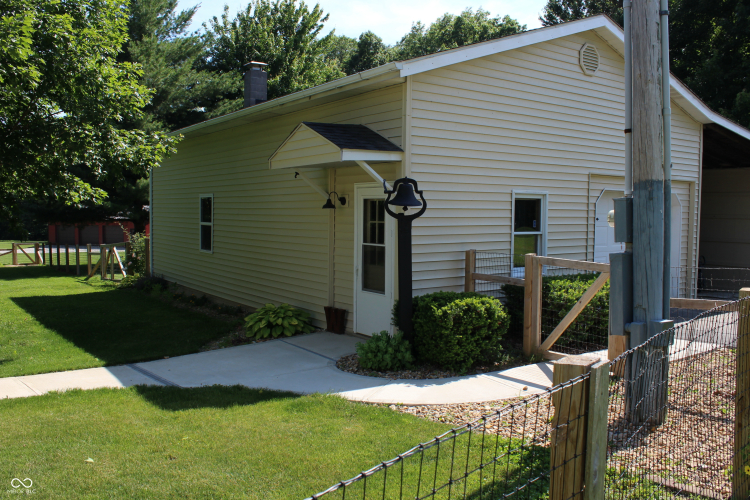 Listing Image 33