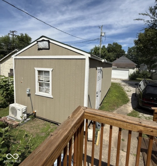 Listing Image 3