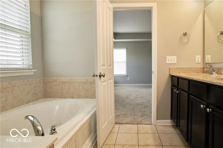 Listing Image 51