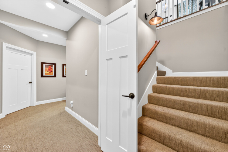 Listing Image 59