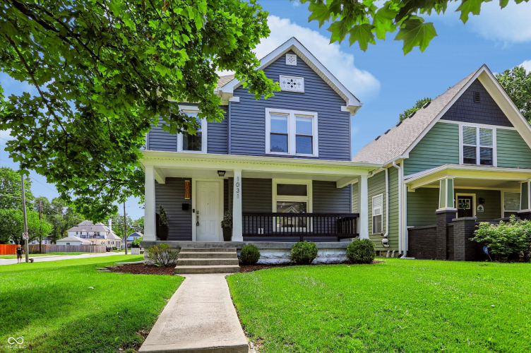 Listing Image 3