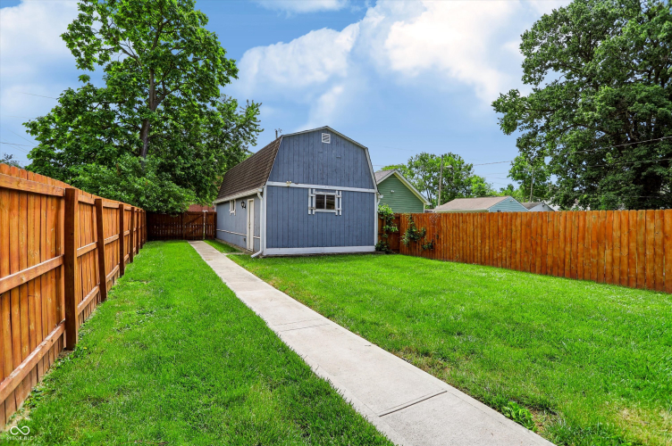 Listing Image 52