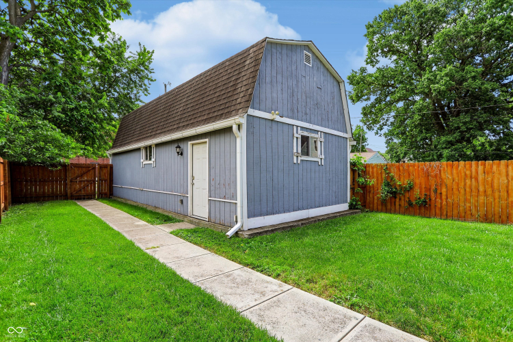 Listing Image 53