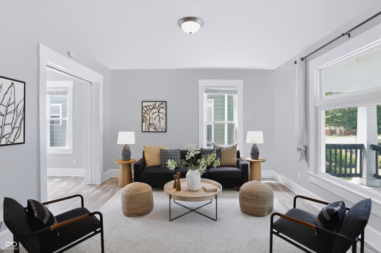 Listing Image 10