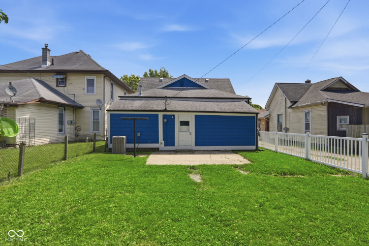 Listing Image 20