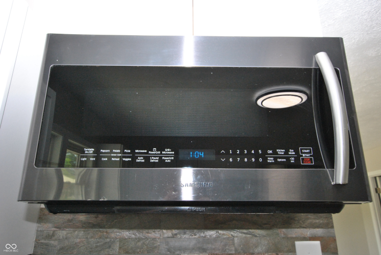 Listing Image 21