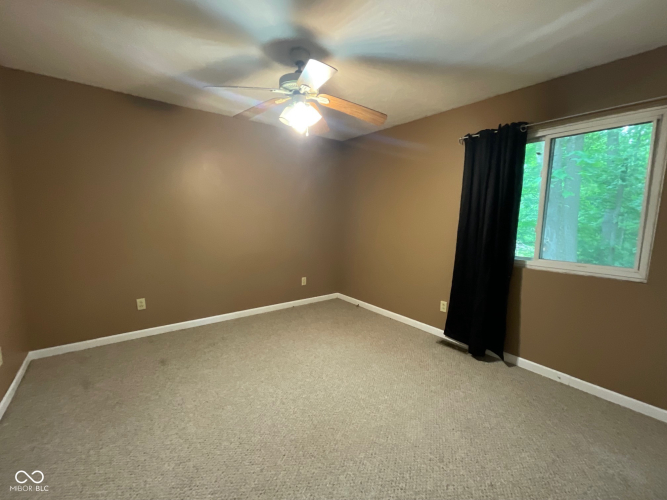 Listing Image 56