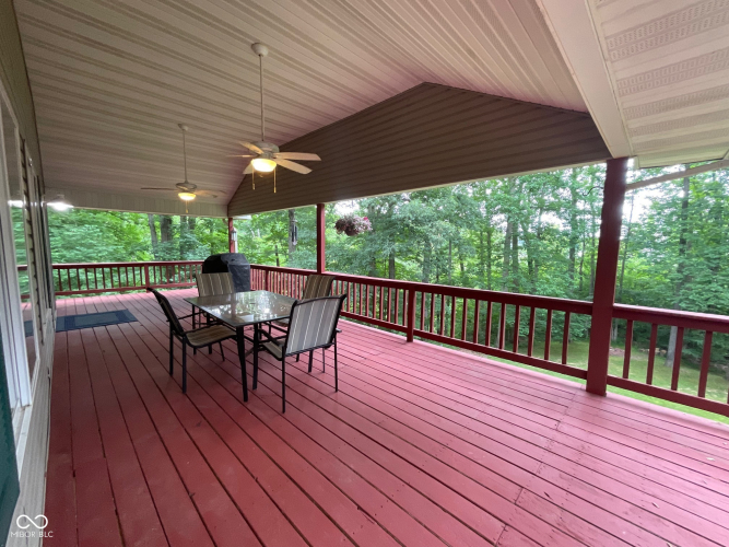 Listing Image 8