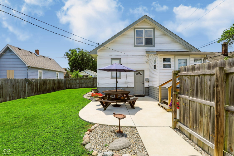 Listing Image 41