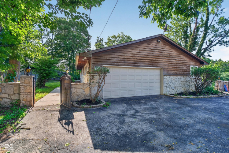 Listing Image 49