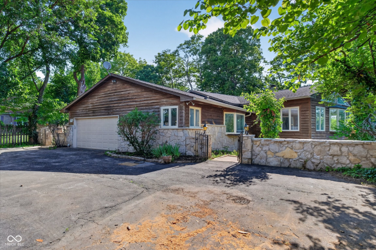 Listing Image 50