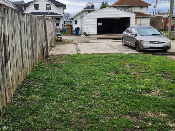Listing Image 17