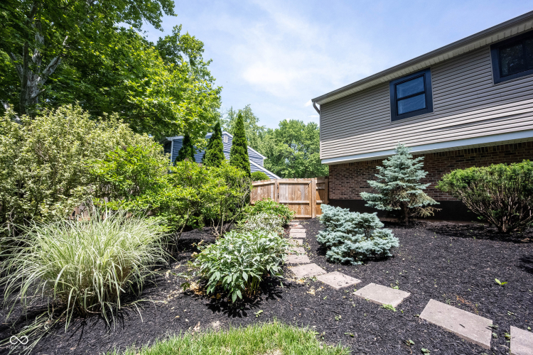 Listing Image 57