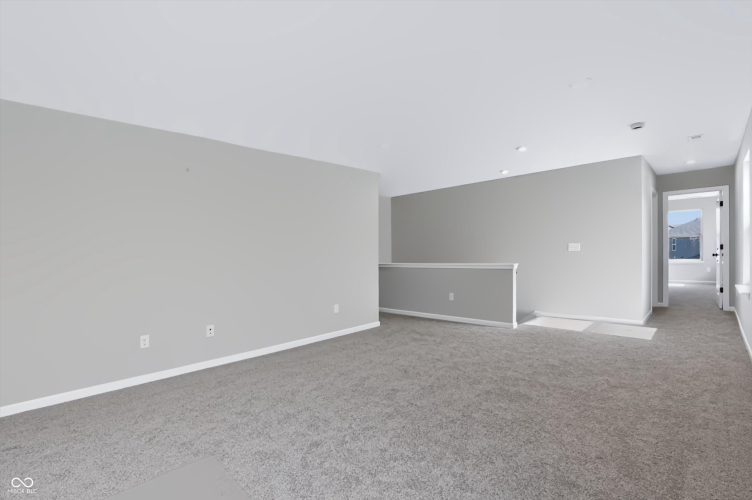 Listing Image 36