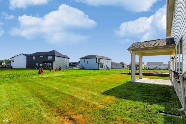 Listing Image 64