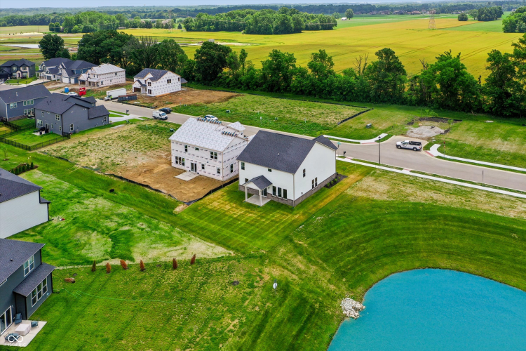 Listing Image 76
