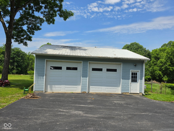 Listing Image 13