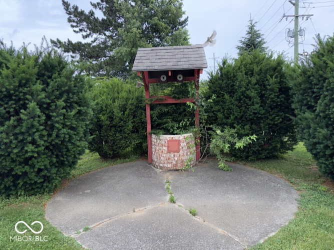 Listing Image 27
