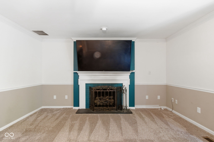 Listing Image 24