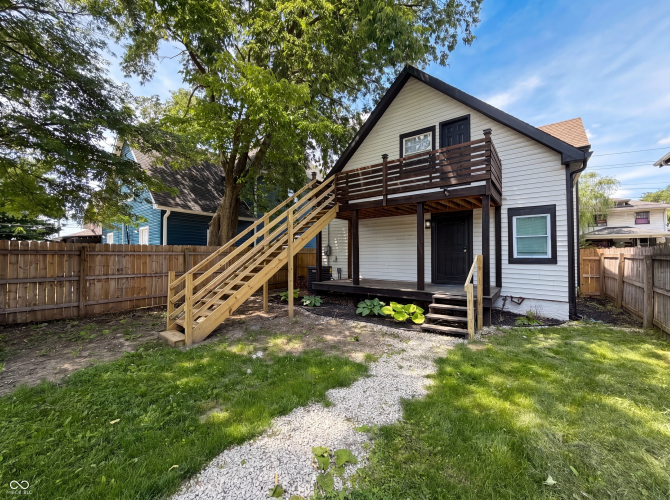Listing Image 5