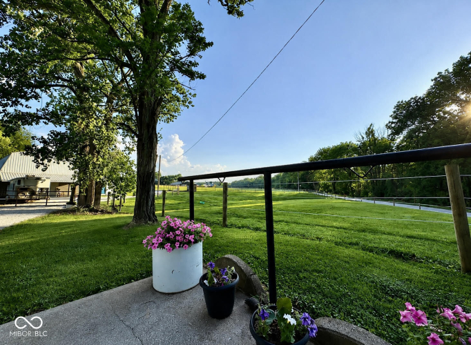 Listing Image 50