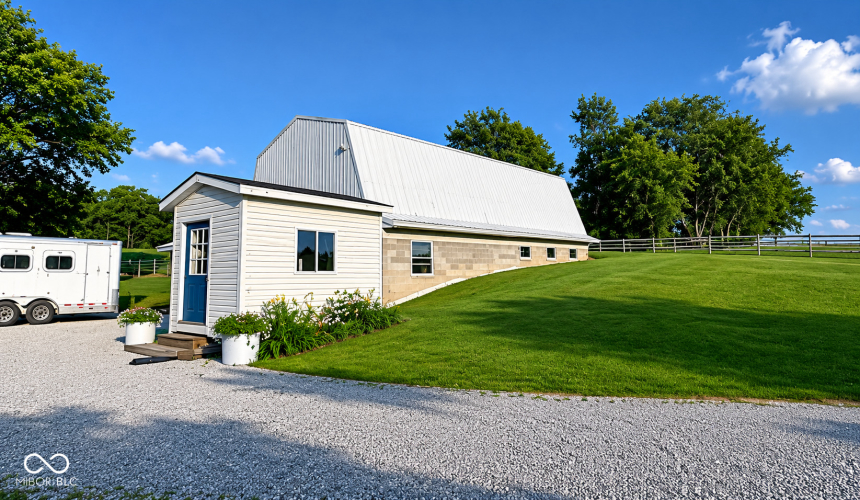 Listing Image 58
