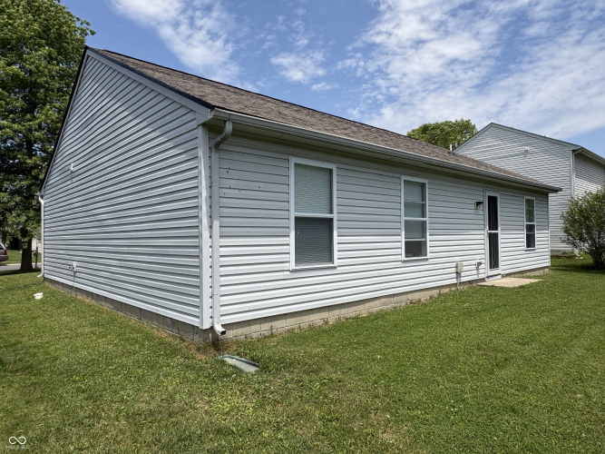Listing Image 23