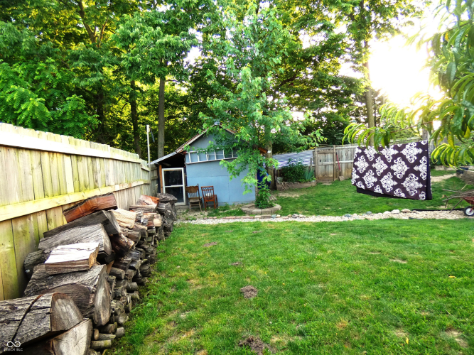 Listing Image 15