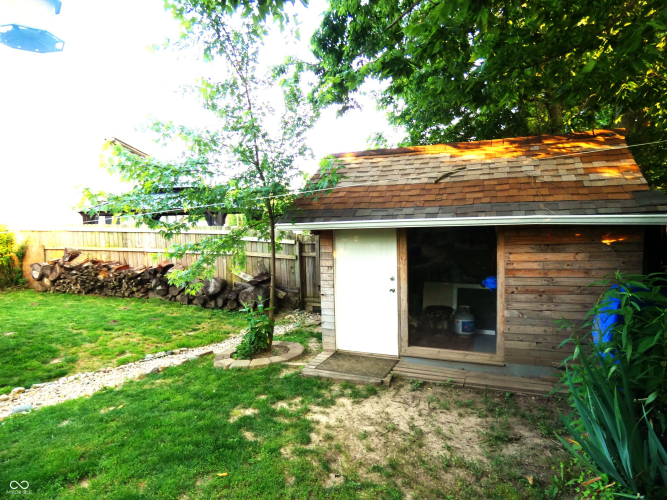 Listing Image 17
