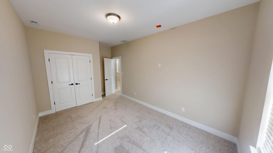 Listing Image 45