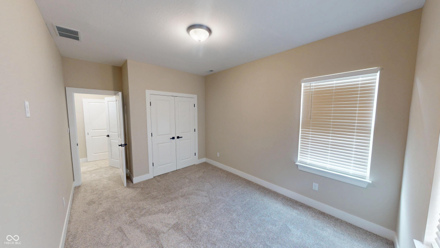 Listing Image 51