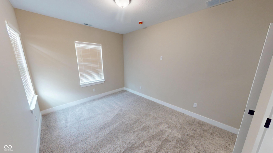 Listing Image 53