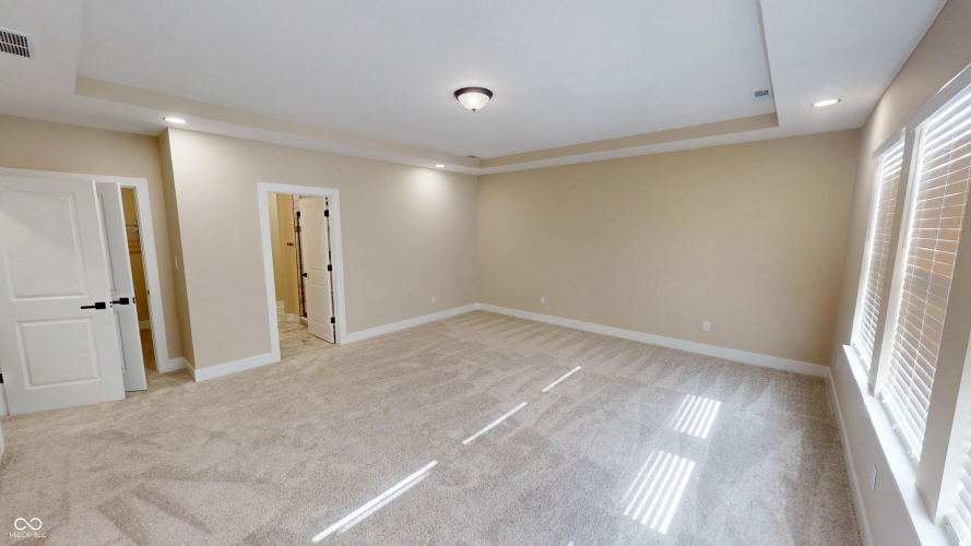 Listing Image 54