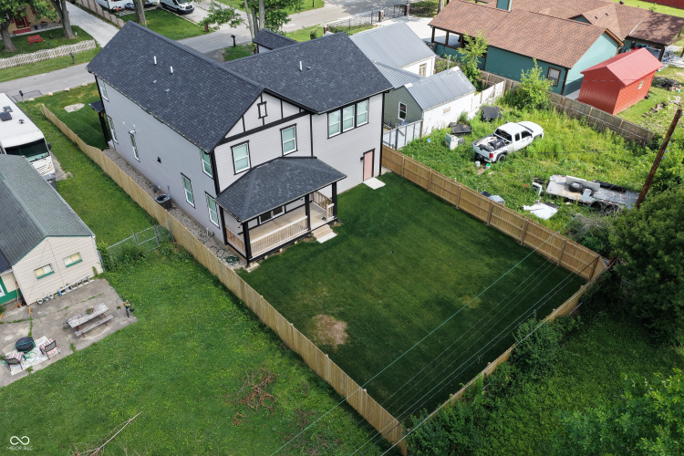 Listing Image 58
