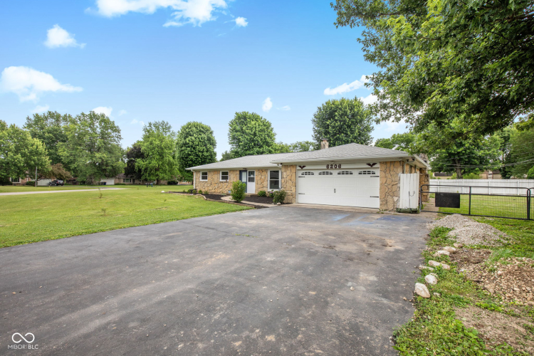 Listing Image 41