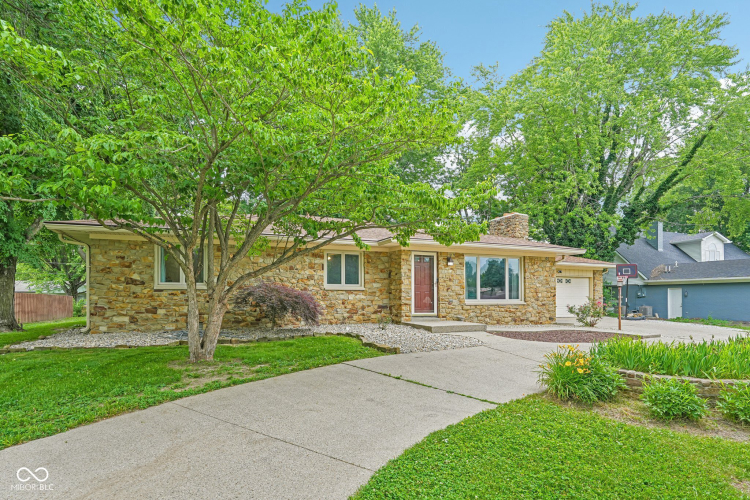 Listing Image 50