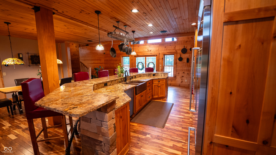 Listing Image 13