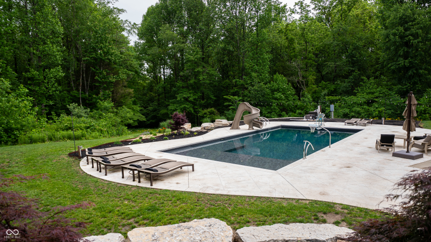 Listing Image 54