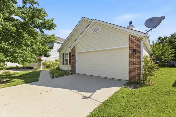 Listing Image 28