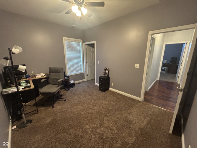 Listing Image 27
