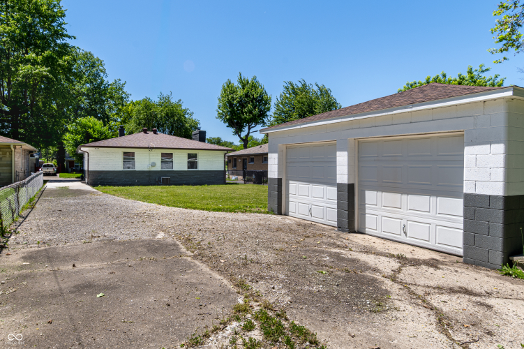 Listing Image 21