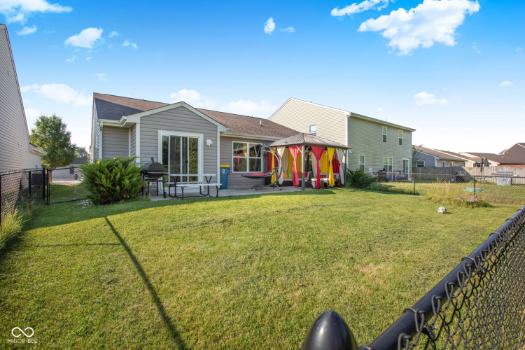 Listing Image 23