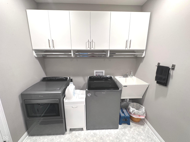 Listing Image 25