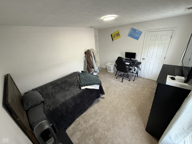 Listing Image 28