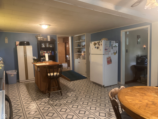 Listing Image 16