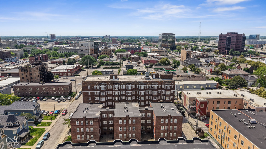 Listing Image 21